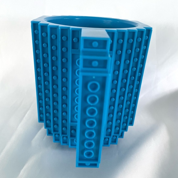 Lego Build-On Brick Blue Coffee Mug 12oz BPA Free Plastic Building Blocks - Picture 3 of 7